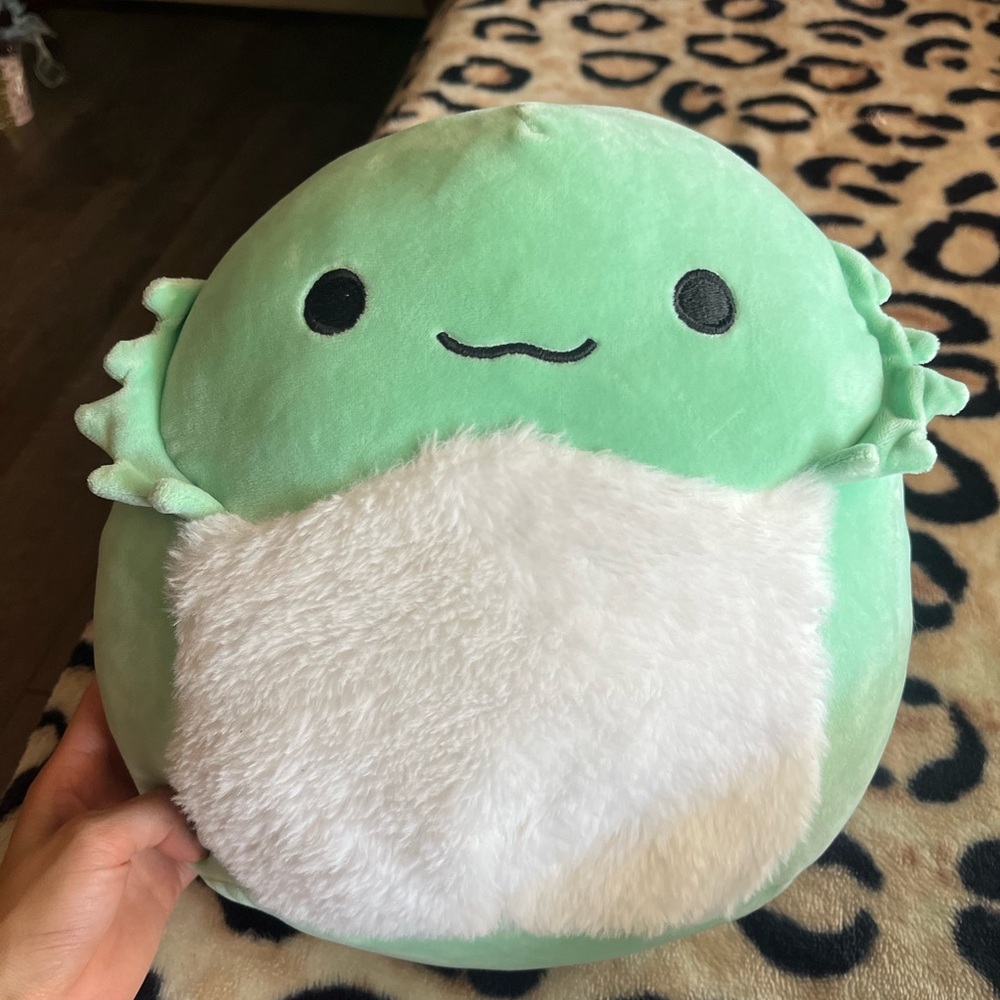 Axolotl Squishmallow !